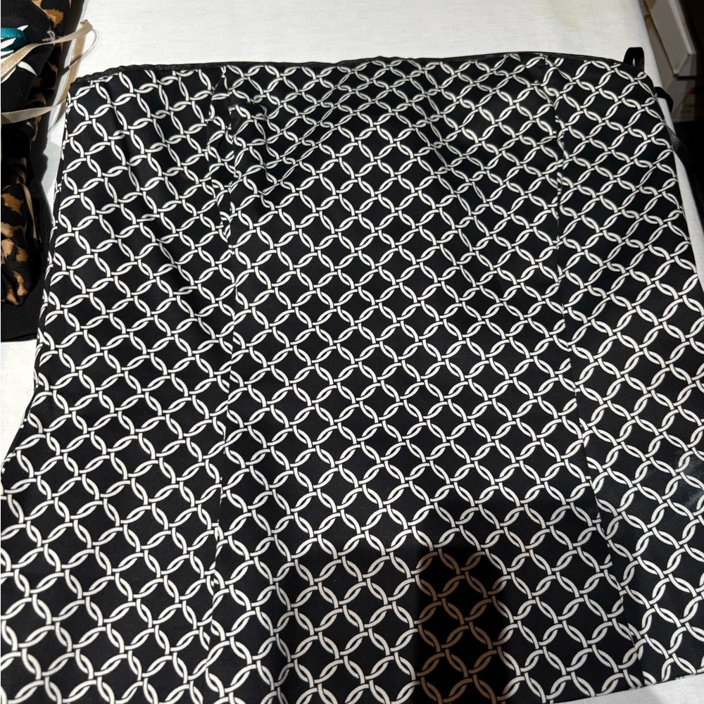 White House Black Market Black and White Geometric Top